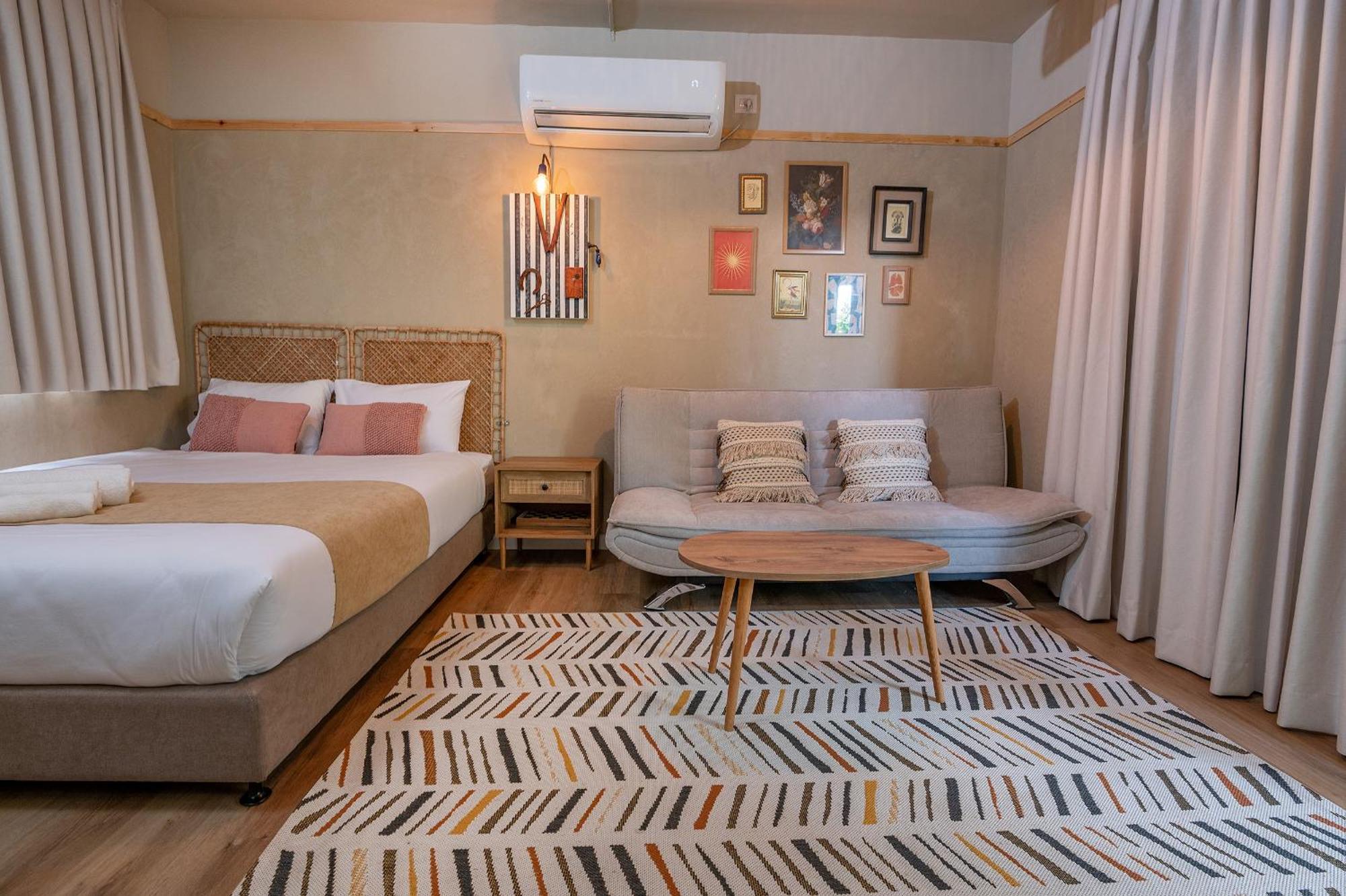Alaya Poleg Hotel Netanya Exterior photo